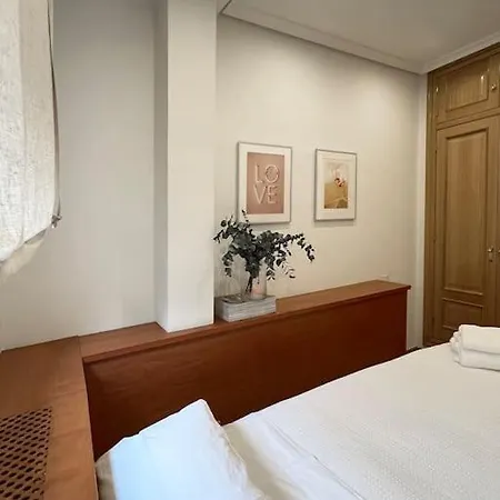 Apartament Atuairehome Rozando La Catedral La Vega Parking Incluido