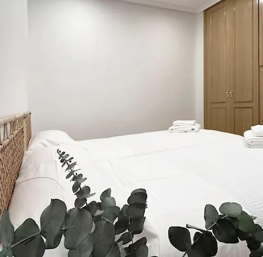 Atuairehome Rozando La Catedral La Vega Con Parking Incluido Apartment *