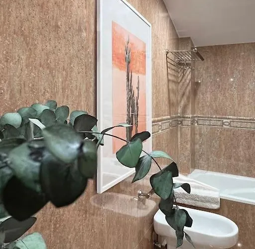 Atuairehome Rozando La Catedral La Vega Con Parking Incluido Apartment Burgo