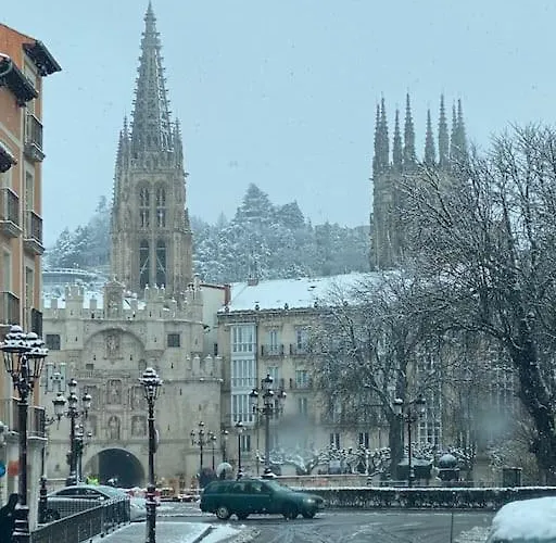 Atuairehome Rozando La Catedral La Vega Con Parking Incluido *